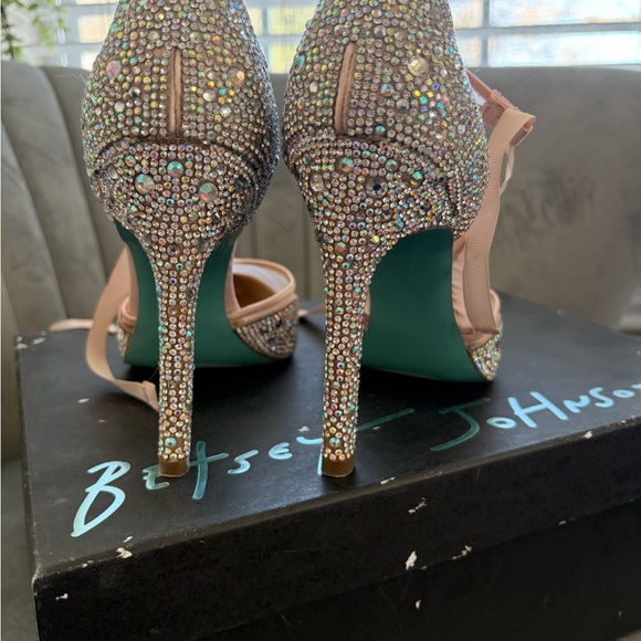 Betsey Johnson Sparkling Rhinestone Heels - cream and Silver - Picture 4 of 4